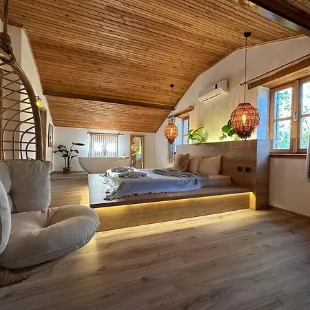 Kayakoey Kiryaman Hotel